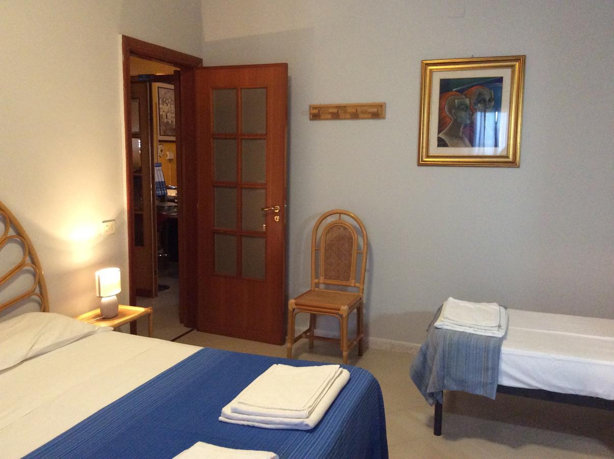 Orlando Vacanze Camere Ериче Екстер'єр фото