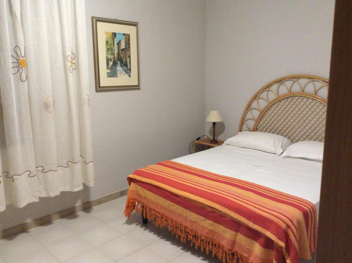 Orlando Vacanze Camere Ериче Екстер'єр фото